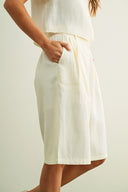 Knee Length Trouser Short / Cream